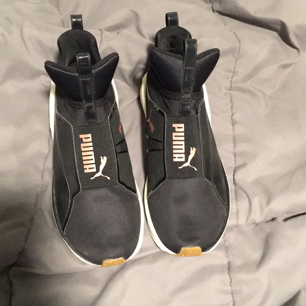 Puma black and rose gold shoe size 7
